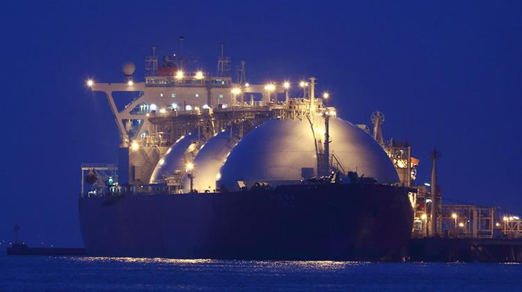 Σε Ελεύθερη Πτώση οι Τιμές Πετρελαίου και LNG Λόγω Κίνας
